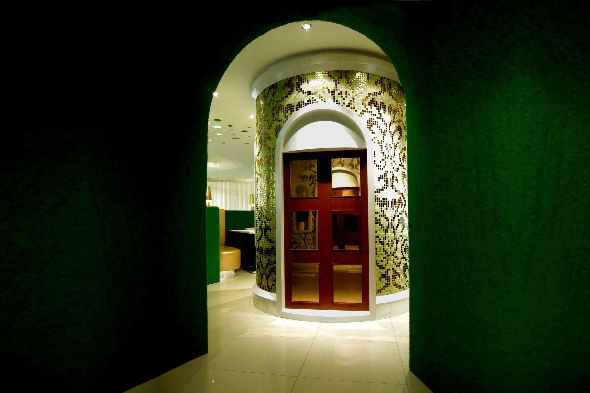 Wego Boutique Dazhi Motel Taipei Exterior photo