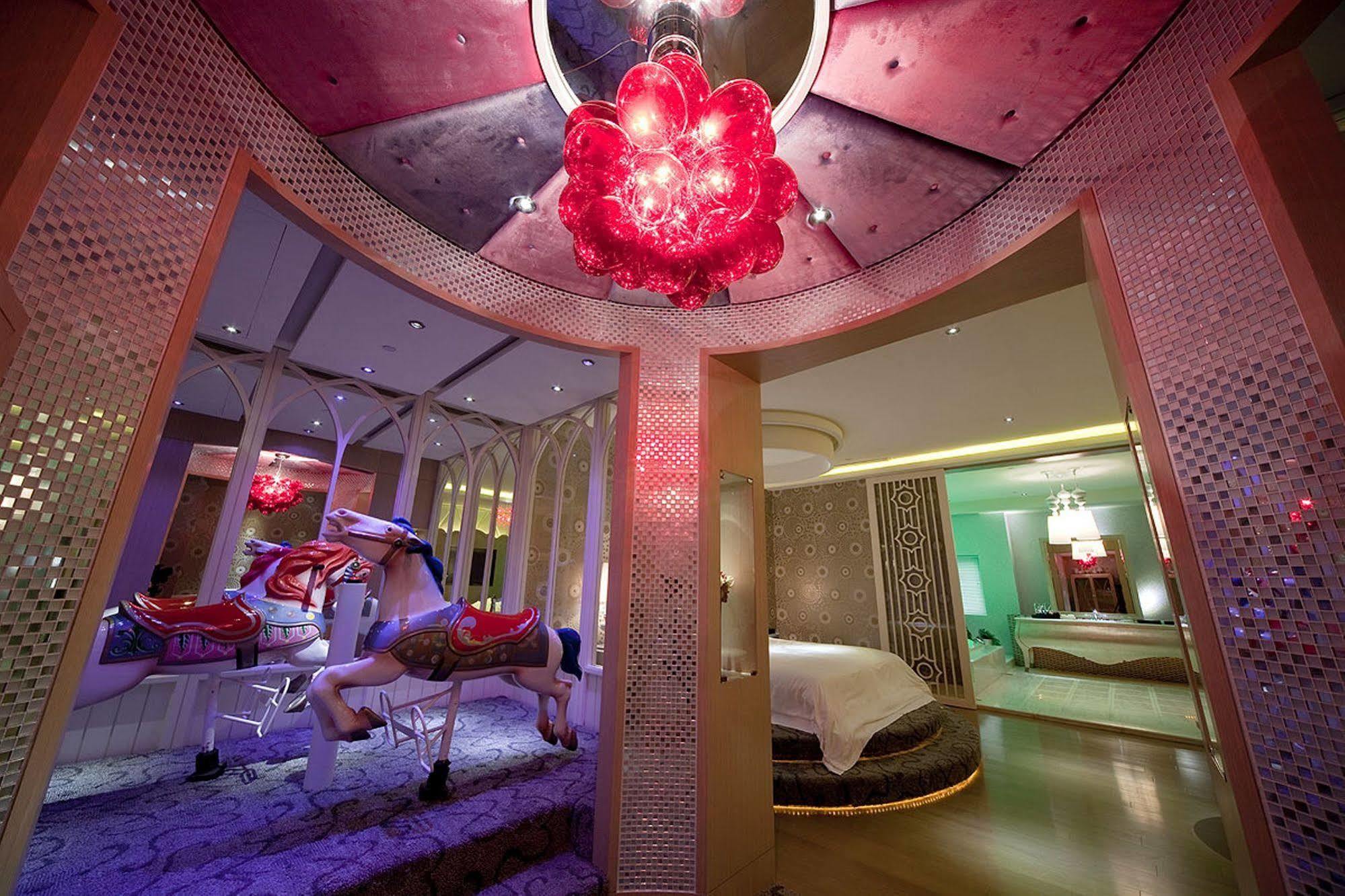 Wego Boutique Dazhi Motel Taipei Exterior photo